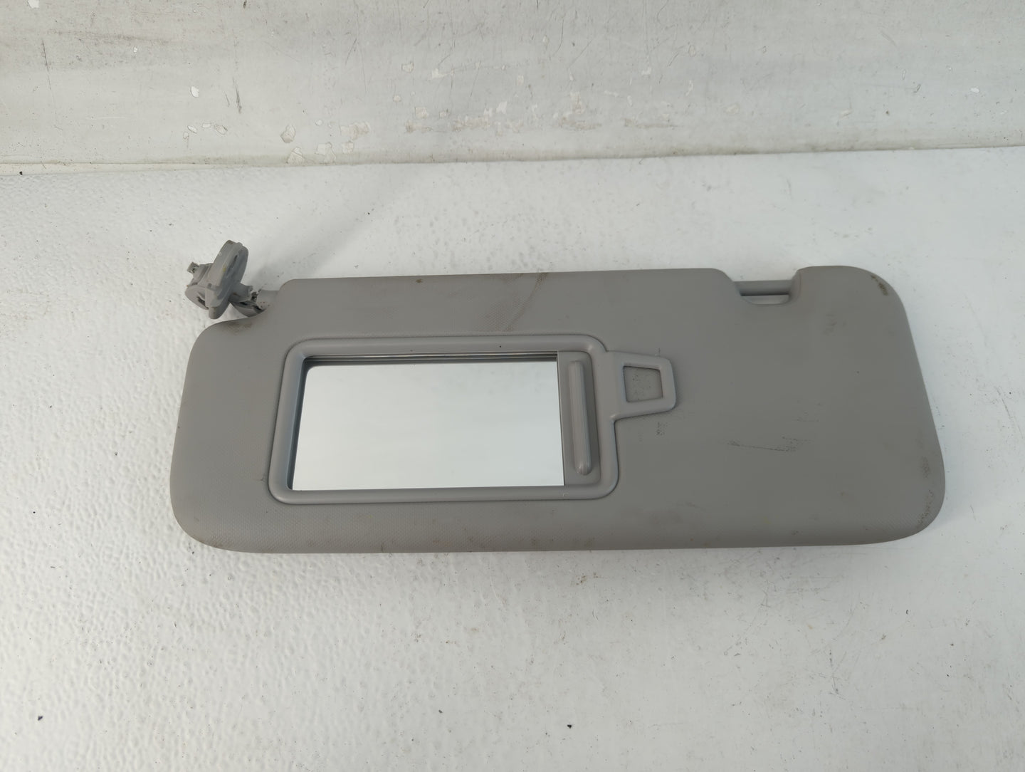 2024 Hyundai Elantra Sun Visor Shade Replacement Driver Left Mirror Fits OEM Used Auto Parts - Oemusedautoparts1.com