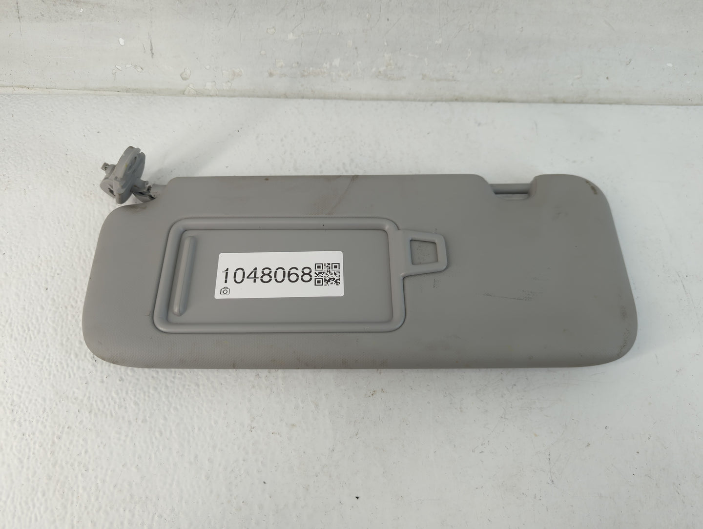 2024 Hyundai Elantra Sun Visor Shade Replacement Driver Left Mirror Fits OEM Used Auto Parts - Oemusedautoparts1.com