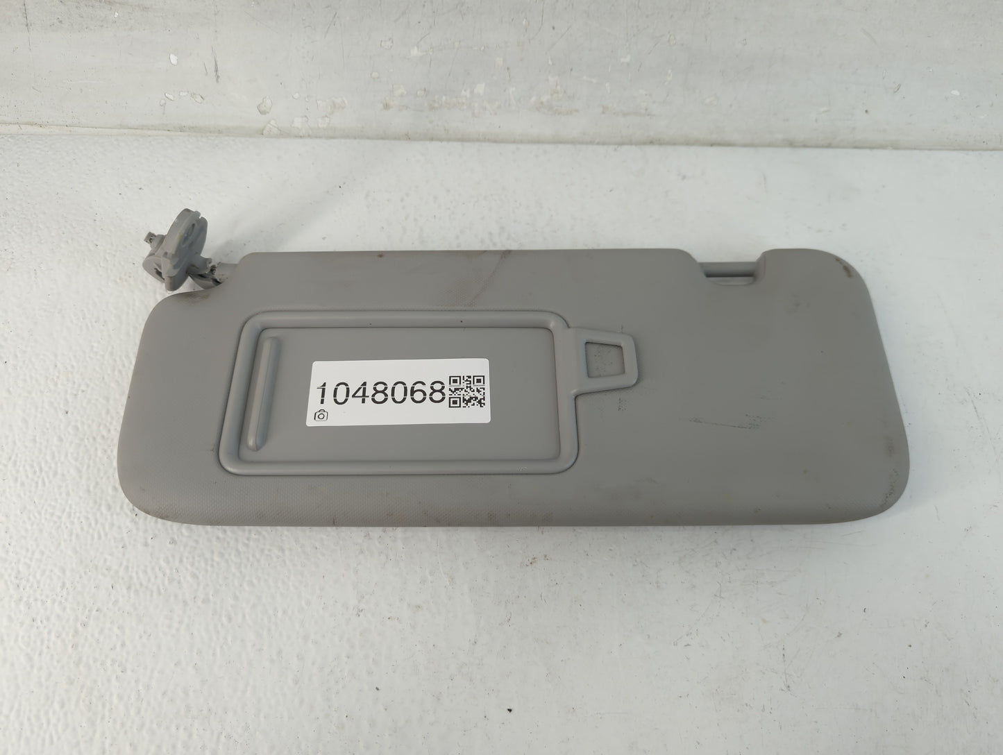 2024 Hyundai Elantra Sun Visor Shade Replacement Driver Left Mirror Fits OEM Used Auto Parts - Oemusedautoparts1.com