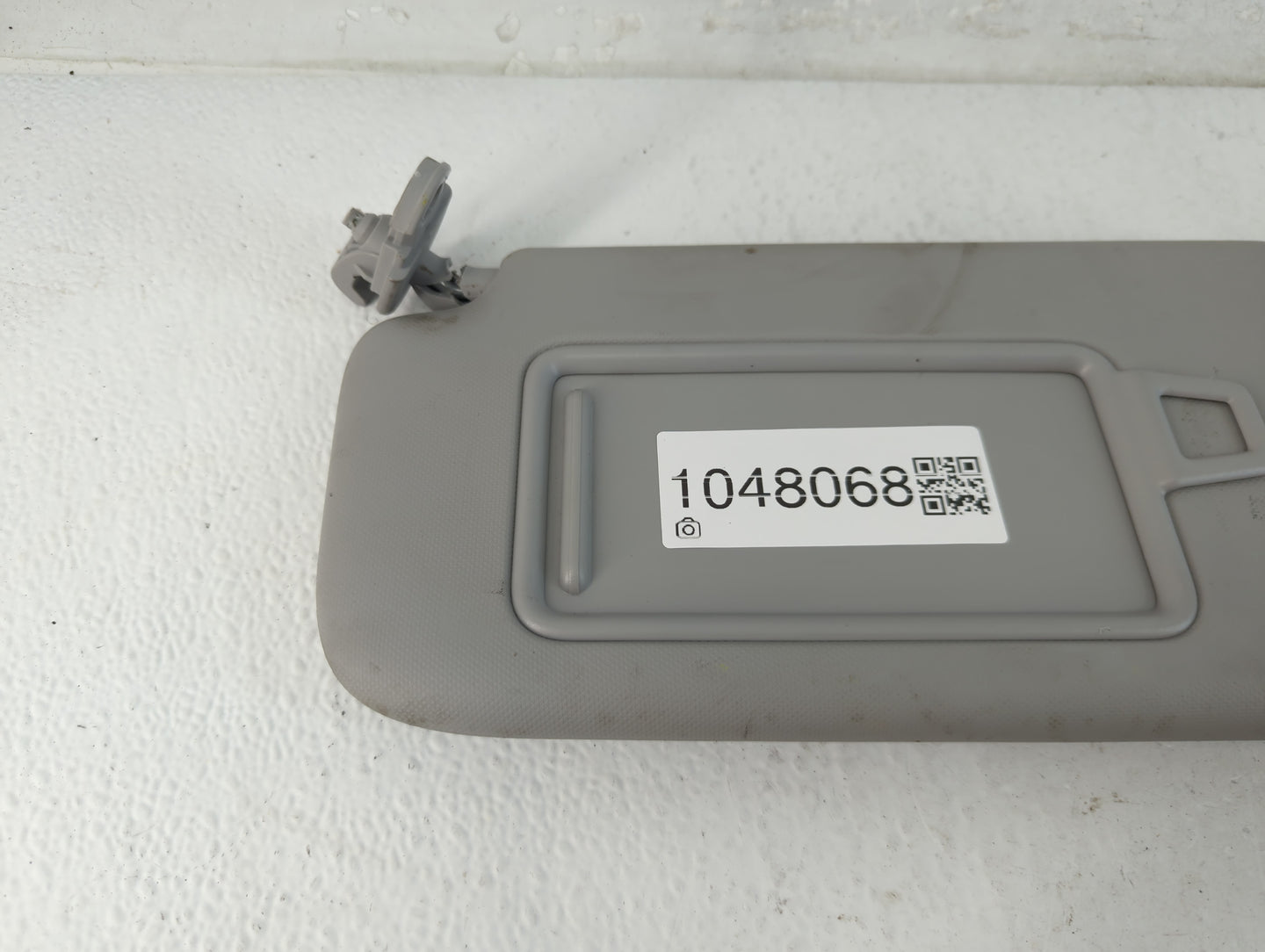 2024 Hyundai Elantra Sun Visor Shade Replacement Driver Left Mirror Fits OEM Used Auto Parts - Oemusedautoparts1.com