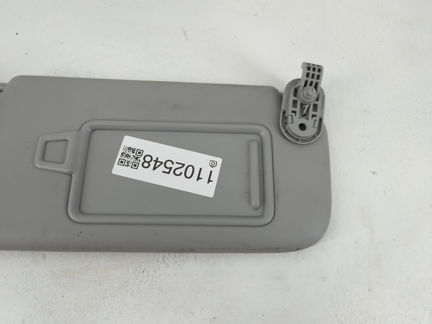 2021-2022 Hyundai Elantra Sun Visor Shade Replacement Passenger Right Mirror Fits Fits 2021 2022 OEM Used Auto Parts - Oemus