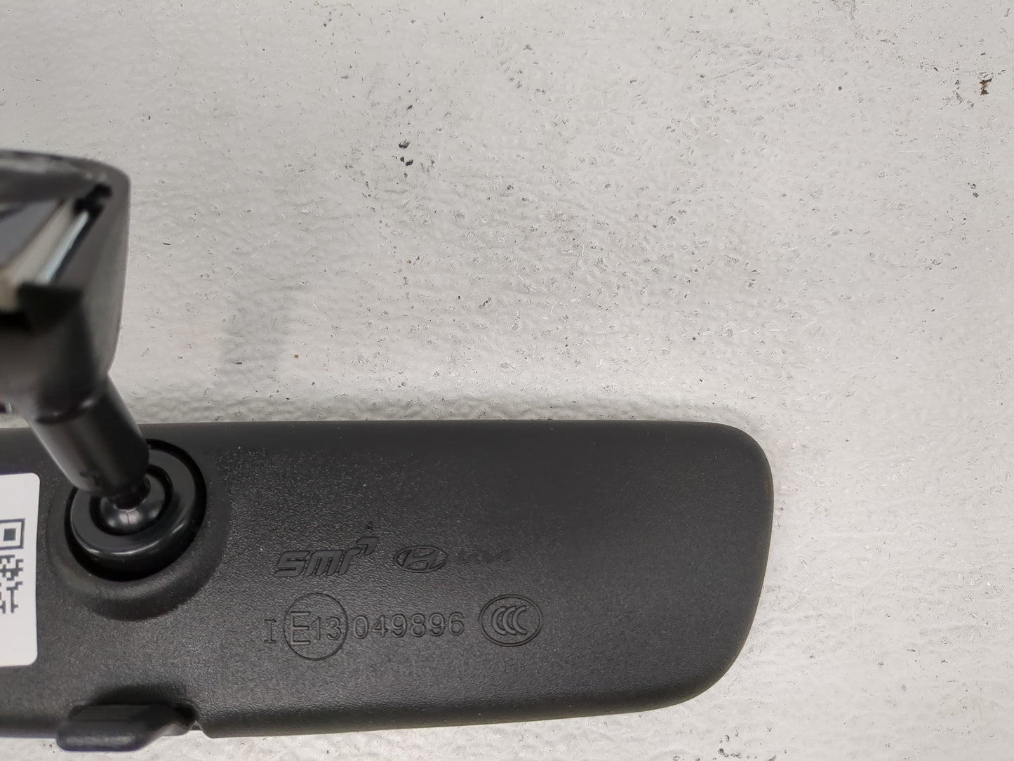 2021-2022 Hyundai Elantra Interior Rear View Mirror Replacement OEM P/N:E13049896 Fits Fits 2020 2021 2022 2023 OEM Used Aut