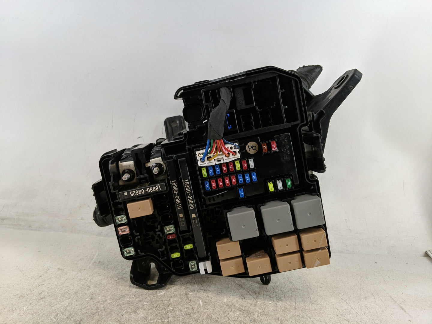 2024 Hyundai Elantra Fusebox Fuse Box Panel Relay Module P/N:0203A31U 91235-AA580AA Fits OEM Used Auto Parts - Oemusedautopa