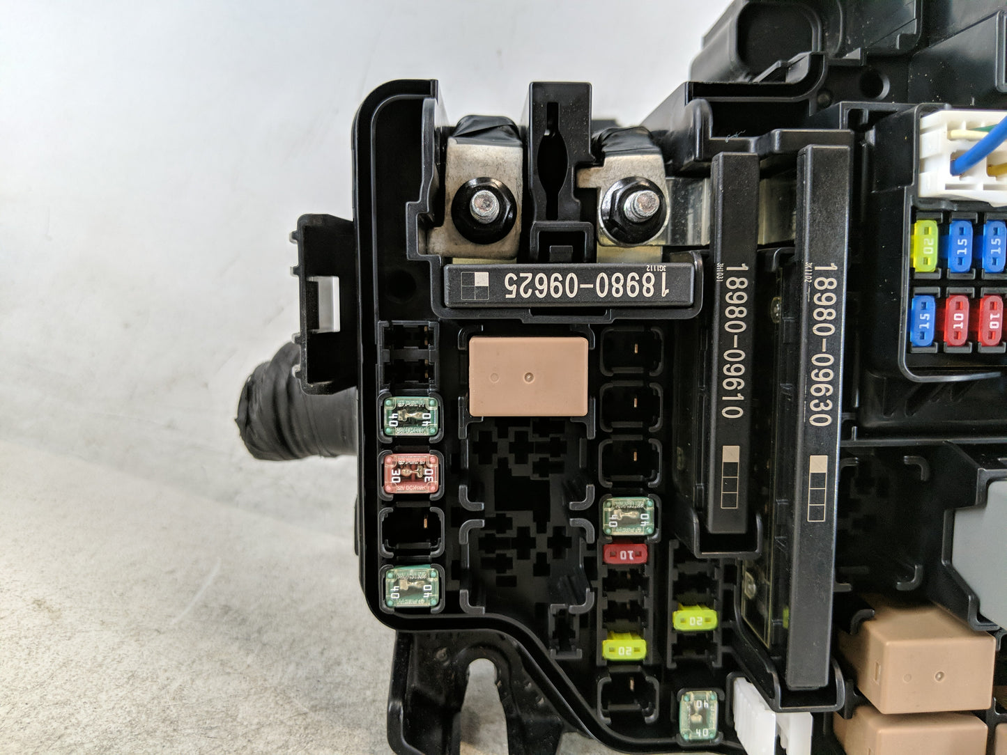 2024 Hyundai Elantra Fusebox Fuse Box Panel Relay Module P/N:0203A31U 91235-AA580AA Fits OEM Used Auto Parts - Oemusedautopa