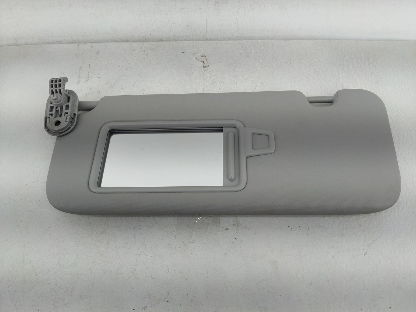 2021-2022 Hyundai Elantra Sun Visor Shade Replacement Driver Left Mirror Fits Fits 2021 2022 OEM Used Auto Parts - Oemusedau