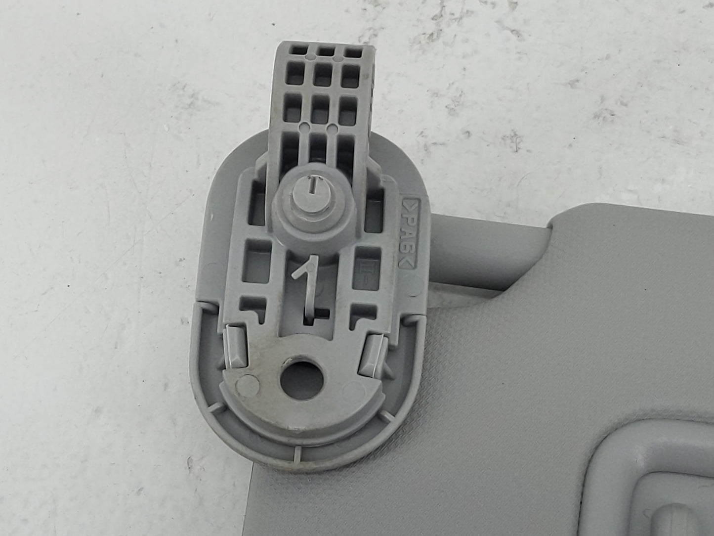 2021-2022 Hyundai Elantra Sun Visor Shade Replacement Driver Left Mirror Fits Fits 2021 2022 OEM Used Auto Parts - Oemusedau