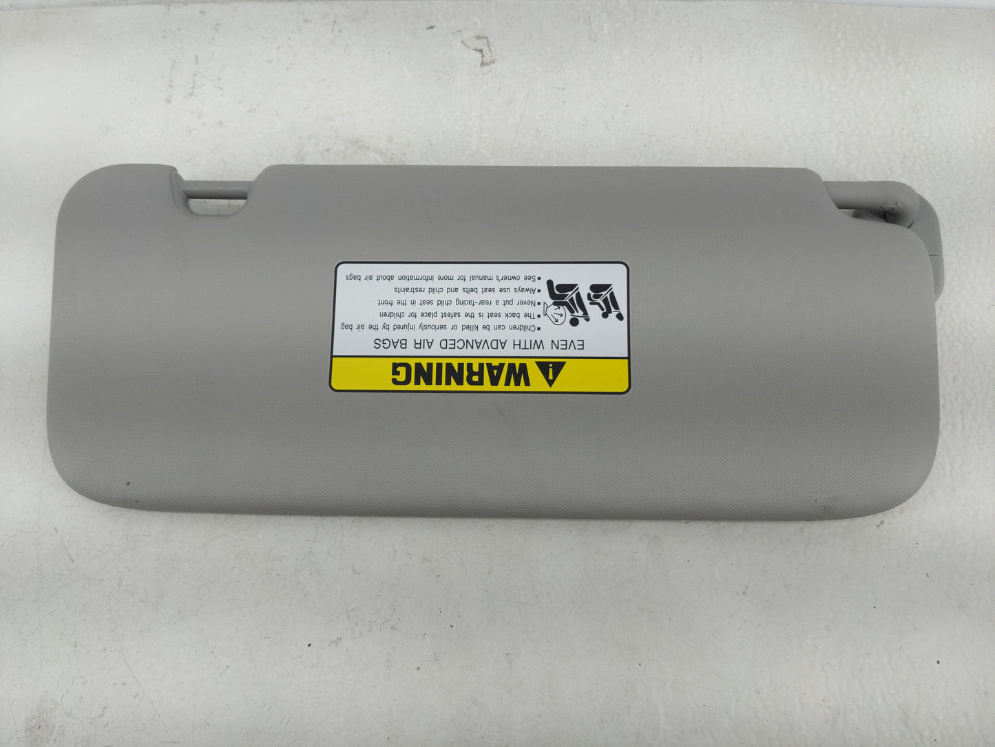 2021-2022 Hyundai Elantra Sun Visor Shade Replacement Driver Left Mirror Fits Fits 2021 2022 OEM Used Auto Parts - Oemusedau