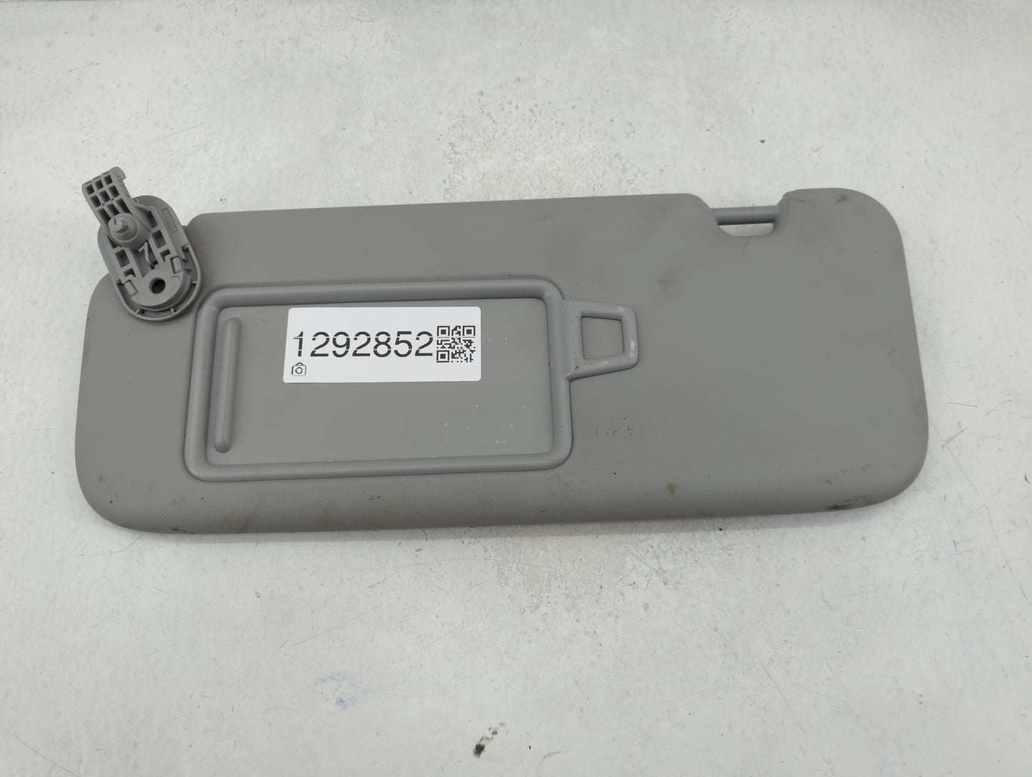 2021-2022 Hyundai Elantra Sun Visor Shade Replacement Driver Left Mirror Fits Fits 2021 2022 OEM Used Auto Parts - Oemusedau