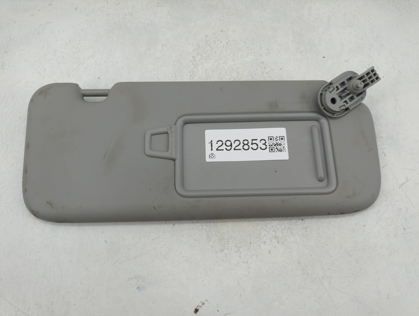 2021-2022 Hyundai Elantra Sun Visor Shade Replacement Passenger Right Mirror Fits Fits 2021 2022 OEM Used Auto Parts - Oemus