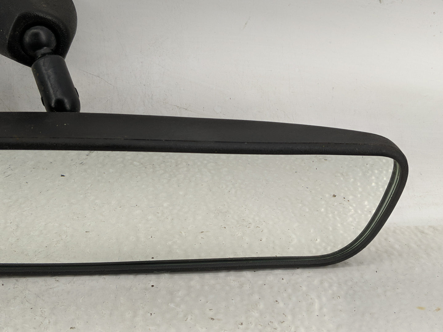 2021-2022 Hyundai Elantra Interior Rear View Mirror Replacement OEM P/N:E13049896 Fits Fits 2020 2021 2022 2023 OEM Used Aut