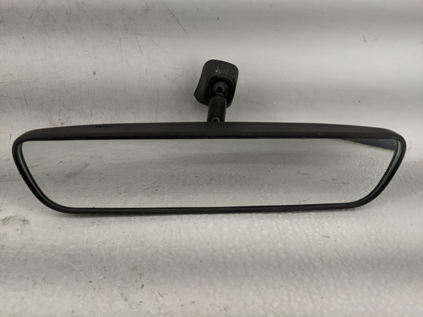 2021-2022 Hyundai Elantra Interior Rear View Mirror Replacement OEM P/N:E13049896 Fits Fits 2020 2021 2022 2023 OEM Used Aut