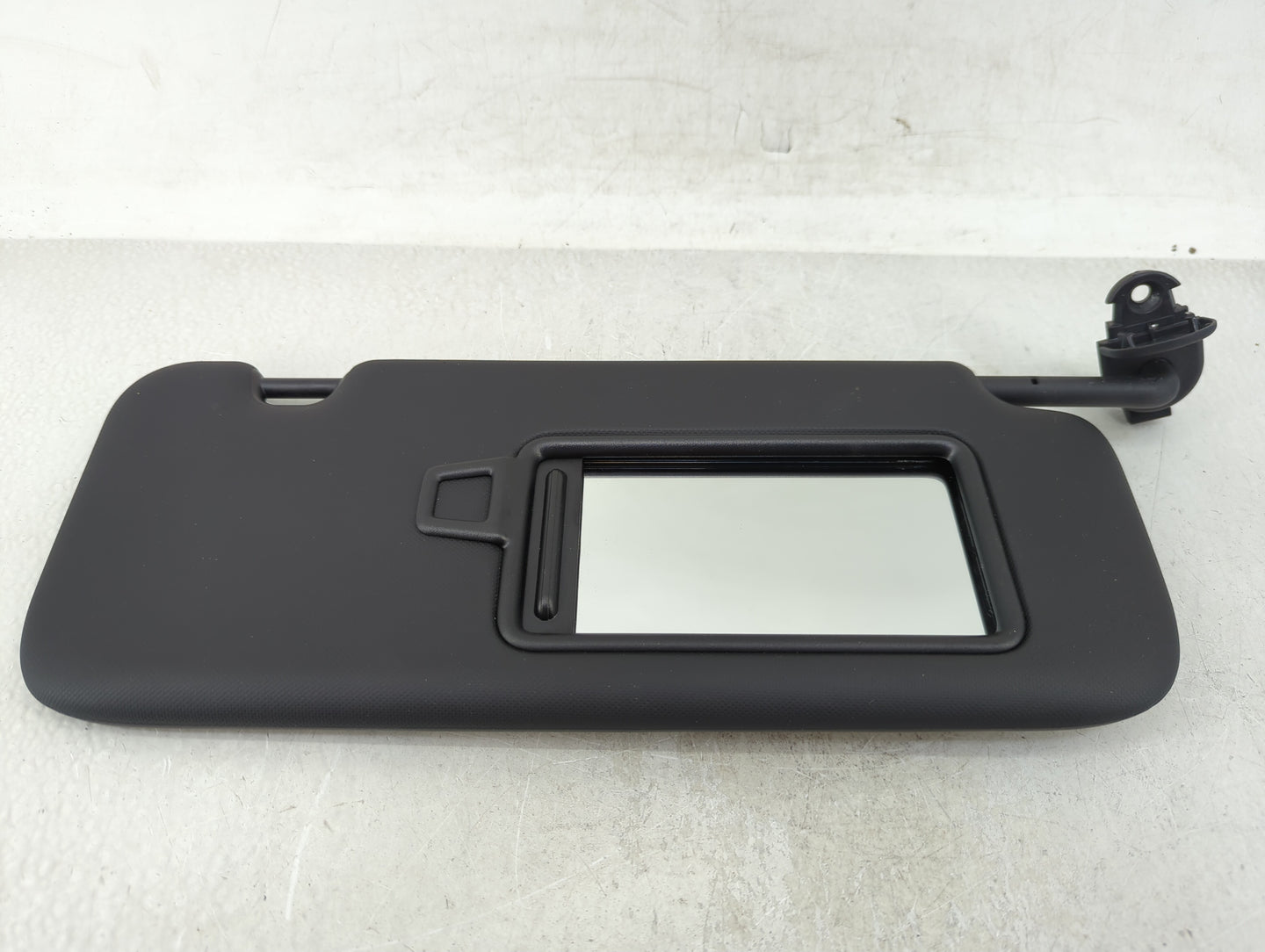 2021-2022 Hyundai Elantra Sun Visor Shade Replacement Driver Left Mirror Fits Fits 2021 2022 OEM Used Auto Parts - Oemusedau