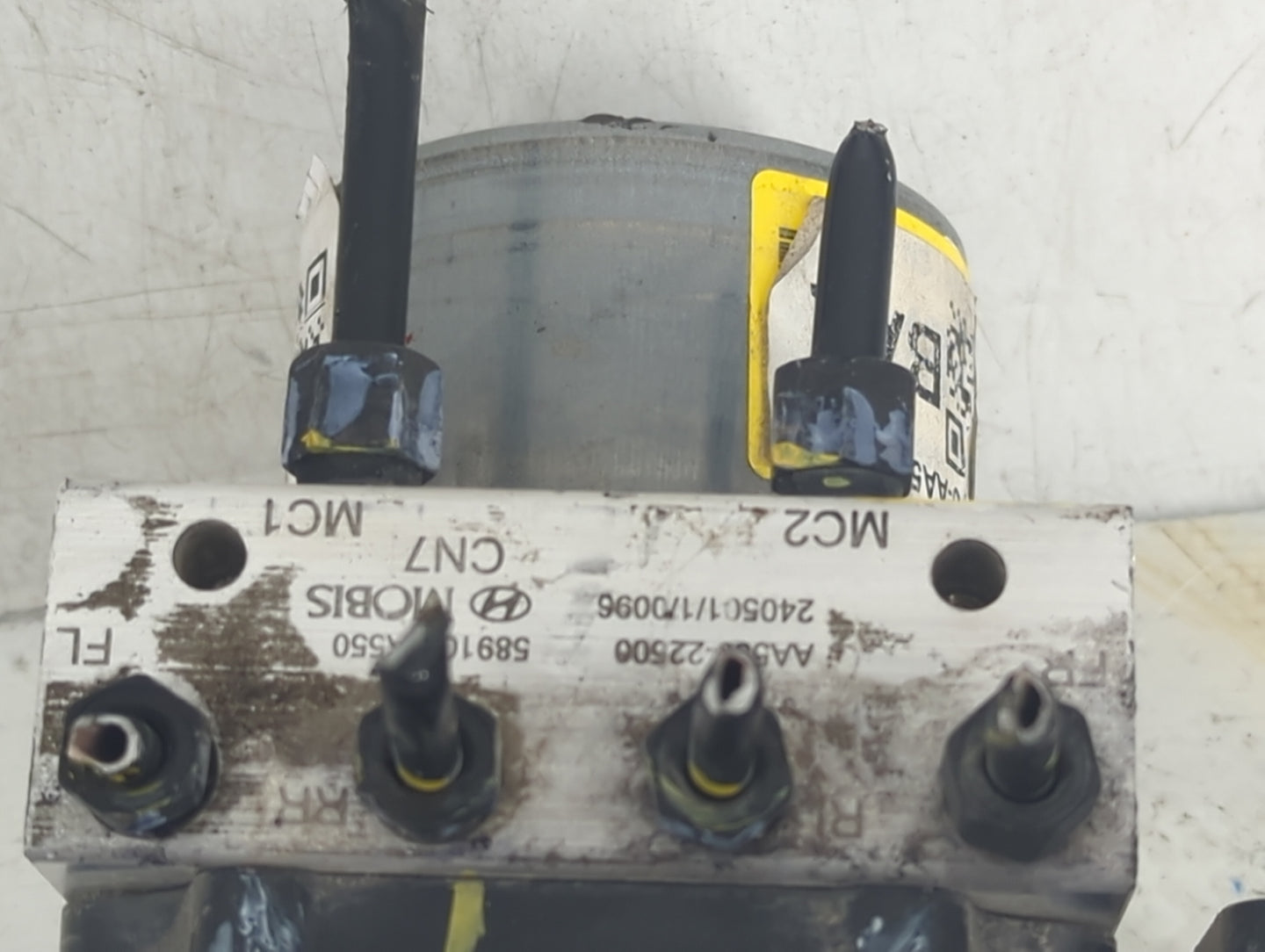 2024 Hyundai Elantra ABS Pump Control Module Replacement P/N:58900-AA550 Fits OEM Used Auto Parts - Oemusedautoparts1.com