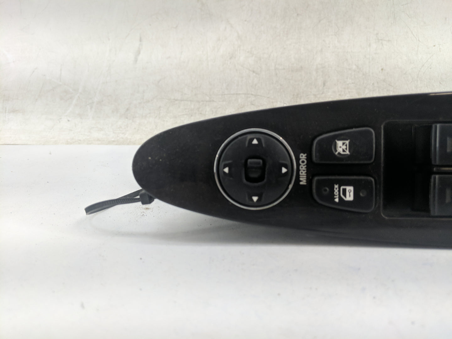 2024 Hyundai Elantra Master Power Window Switch Replacement Driver Side Left P/N:93570-3M400AJ Fits OEM Used Auto Parts - Oe