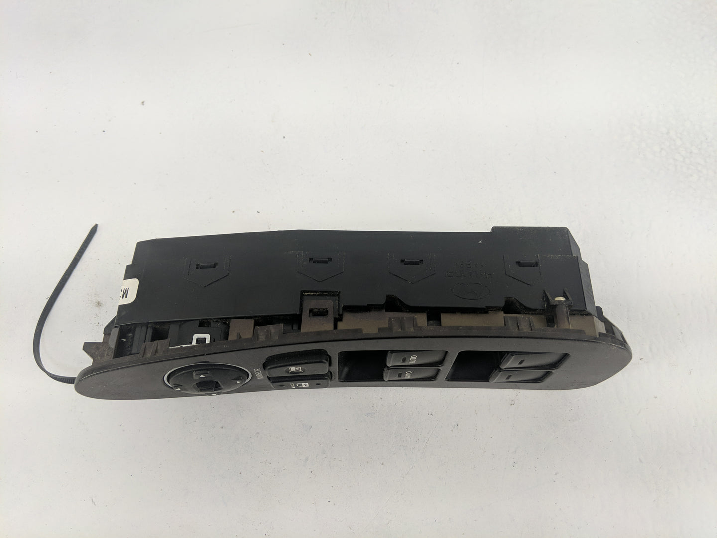 2024 Hyundai Elantra Master Power Window Switch Replacement Driver Side Left P/N:93570-3M400AJ Fits OEM Used Auto Parts - Oe