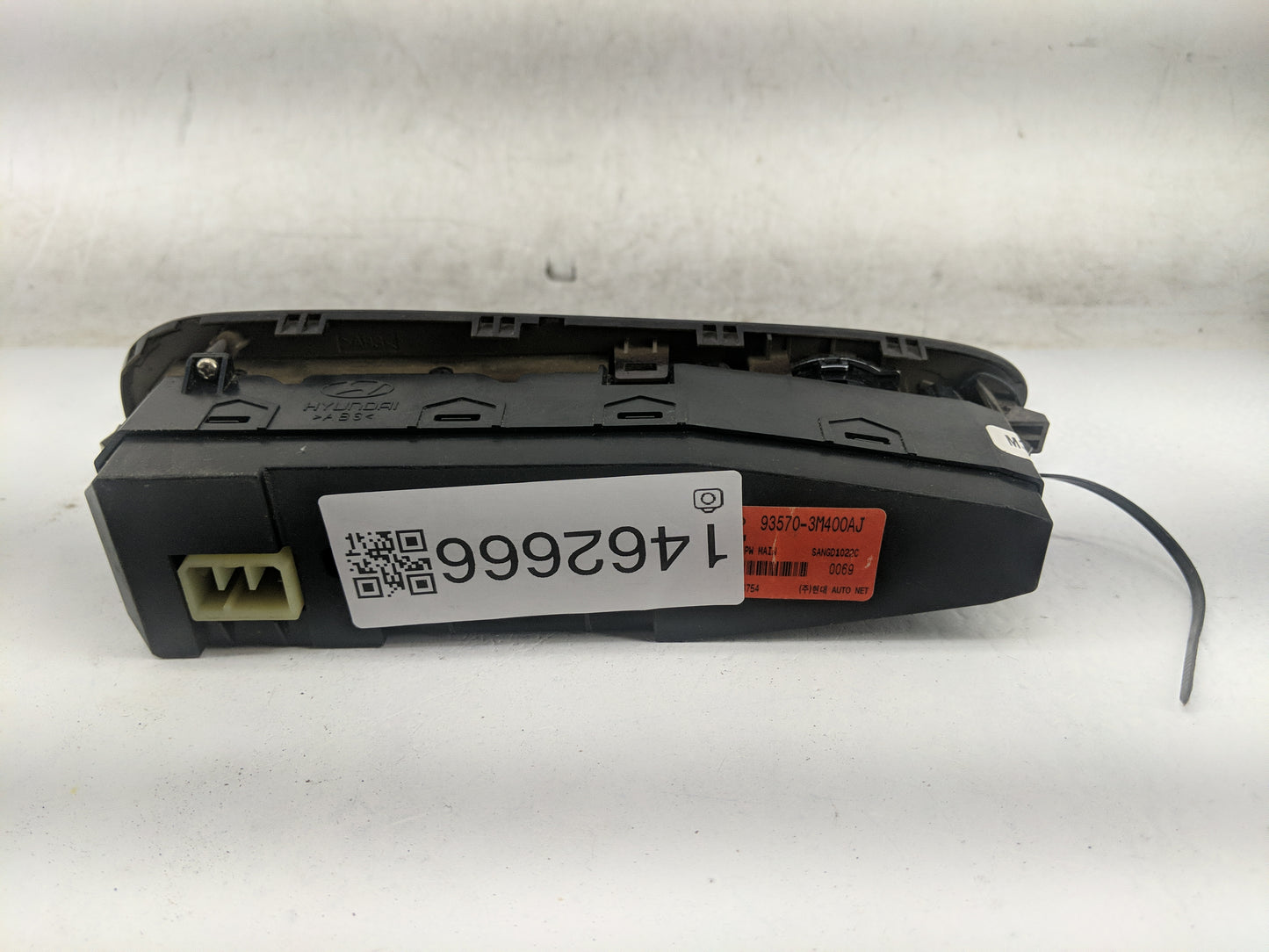 2024 Hyundai Elantra Master Power Window Switch Replacement Driver Side Left P/N:93570-3M400AJ Fits OEM Used Auto Parts - Oe