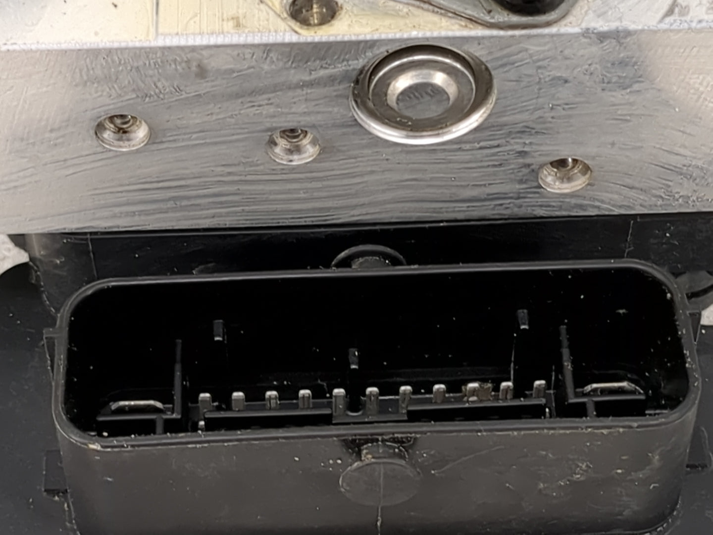 2024 Hyundai Elantra ABS Pump Control Module Replacement P/N:58900-AA550 58910-AA550, AA589-22500, 240822/1/0534 Fits OEM Us