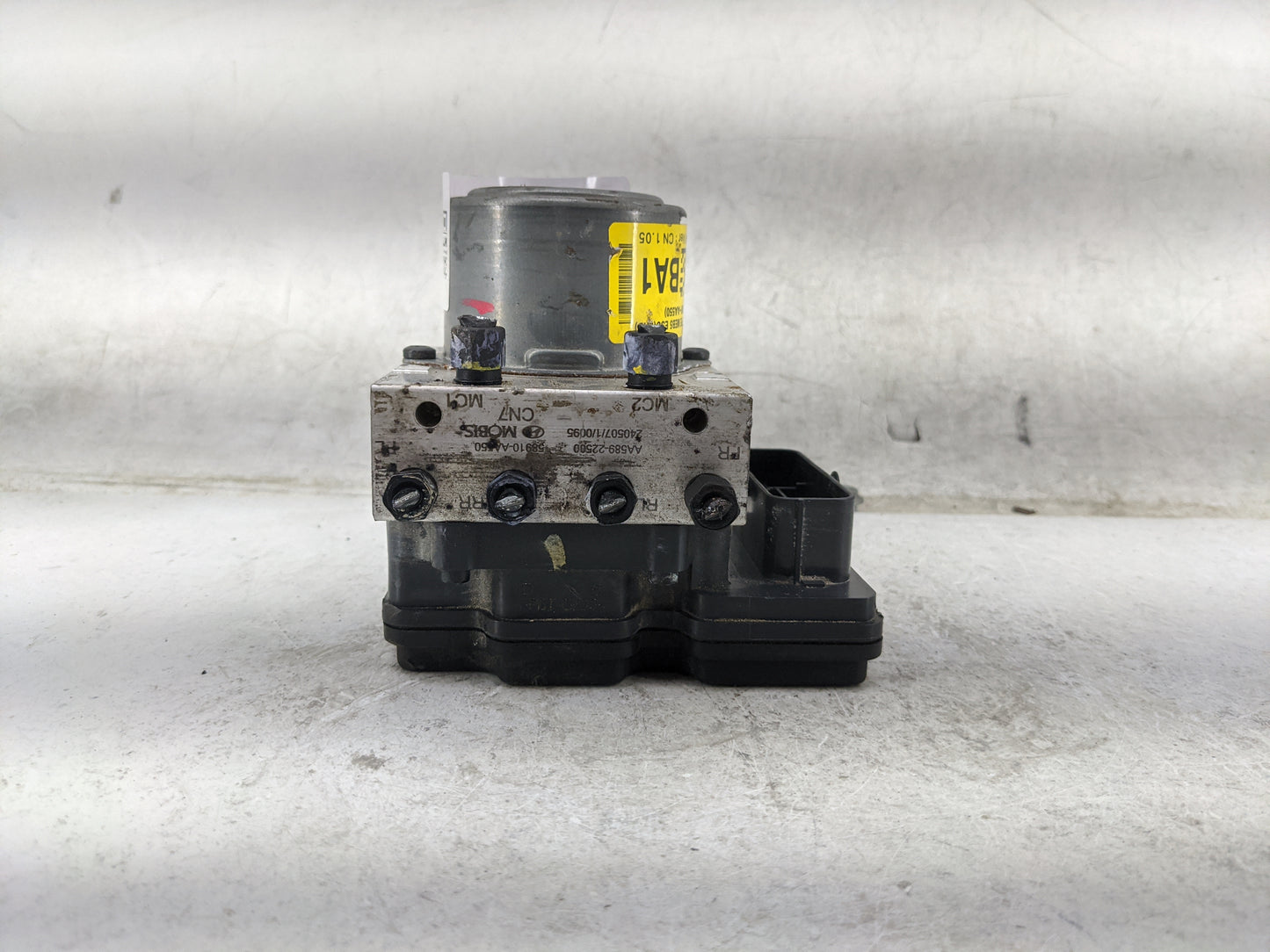 2024 Hyundai Elantra ABS Pump Control Module Replacement P/N:AA589-22500 58910-AA560, 240507/1/0095 Fits OEM Used Auto Parts