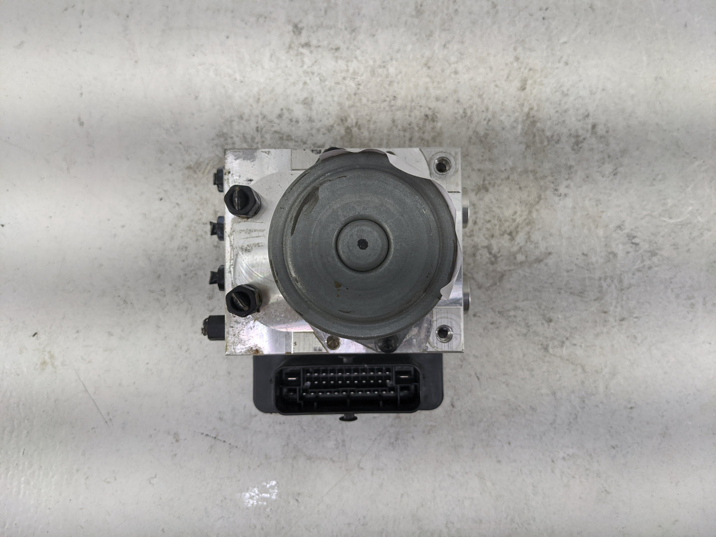 2024 Hyundai Elantra ABS Pump Control Module Replacement P/N:AA589-22500 58910-AA560, 240507/1/0095 Fits OEM Used Auto Parts