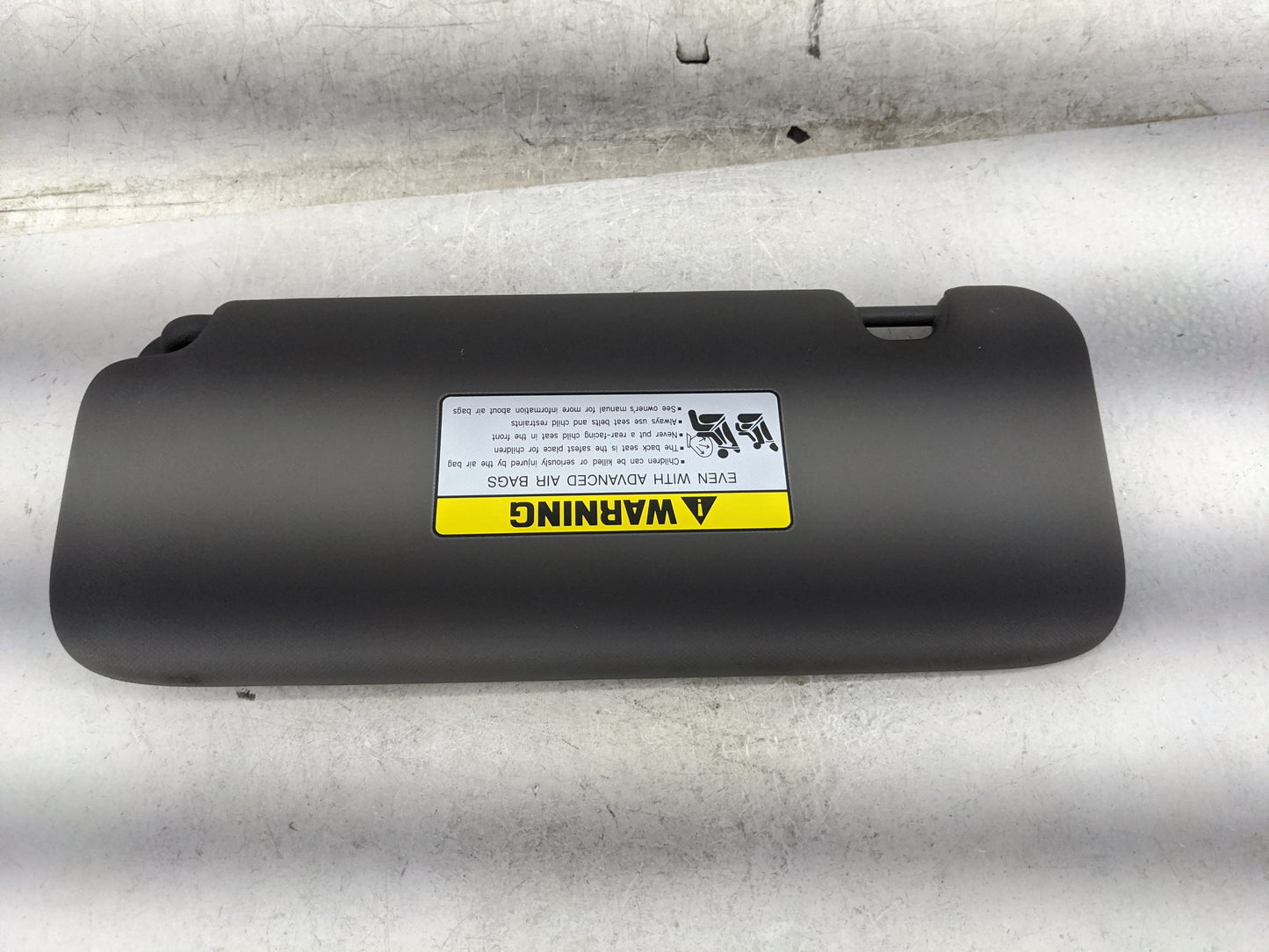 2024 Hyundai Elantra Sun Visor Shade Replacement Passenger Right Mirror Fits OEM Used Auto Parts - Oemusedautoparts1.com