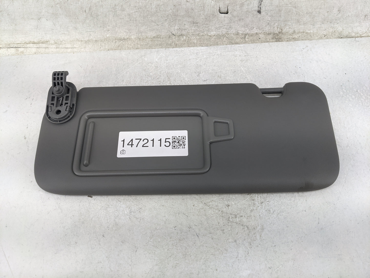 2024 Hyundai Elantra Sun Visor Shade Replacement Driver Left Mirror Fits OEM Used Auto Parts - Oemusedautoparts1.com