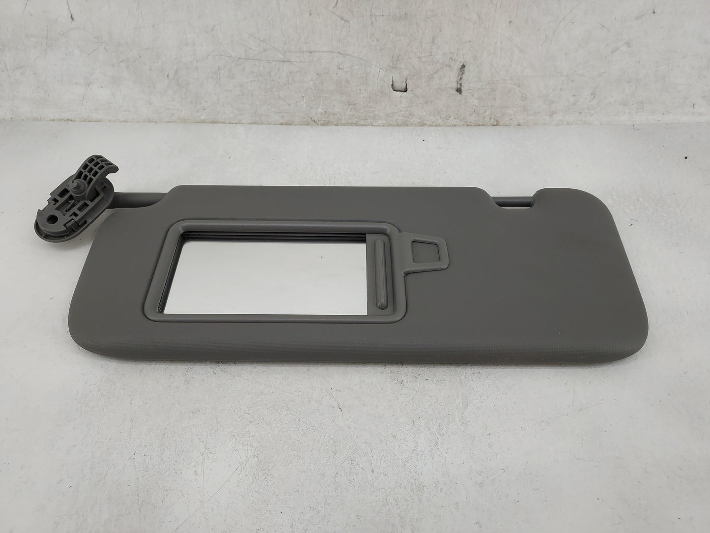 2024 Hyundai Elantra Sun Visor Shade Replacement Driver Left Mirror Fits OEM Used Auto Parts - Oemusedautoparts1.com