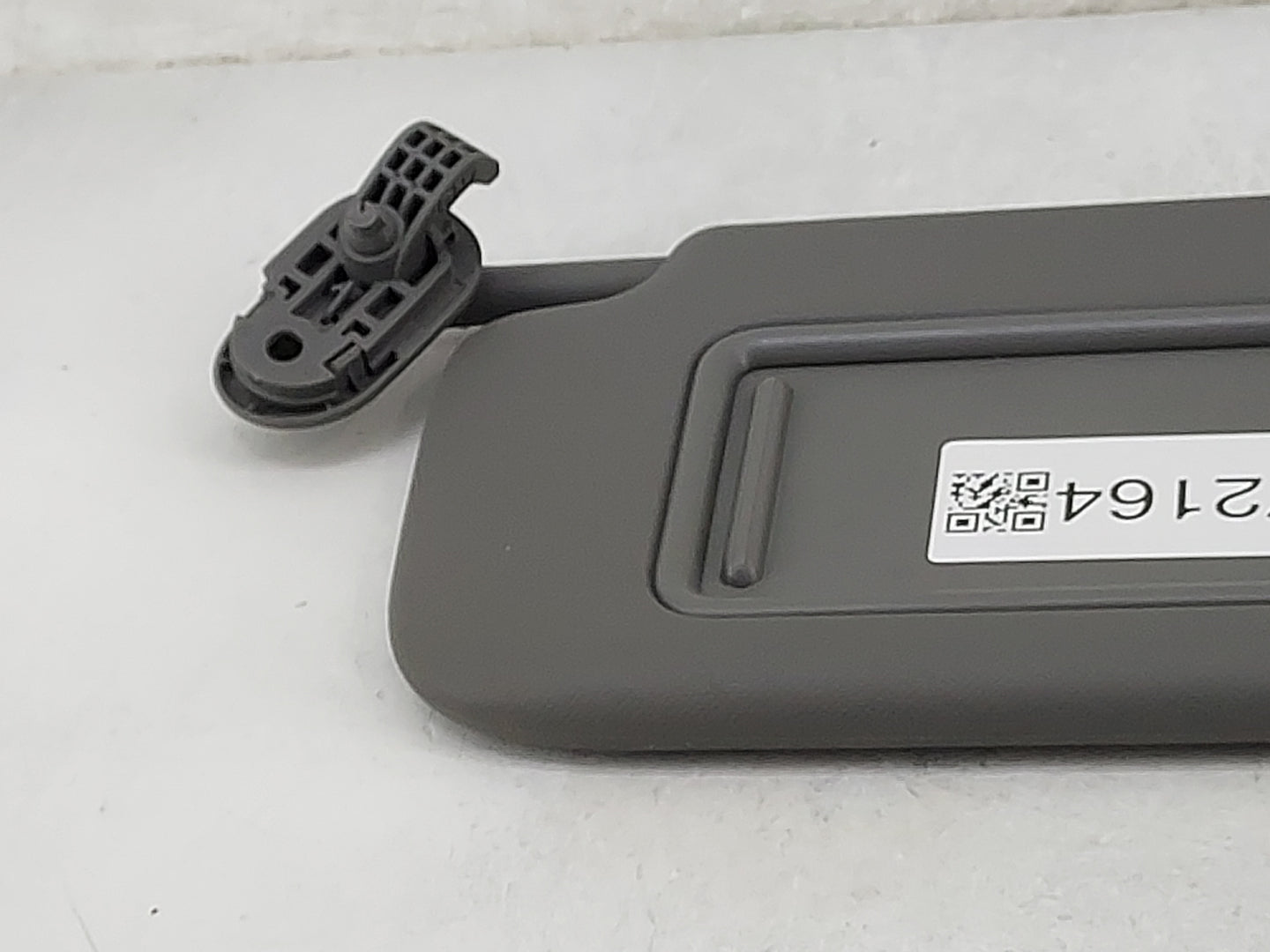 2024 Hyundai Elantra Sun Visor Shade Replacement Driver Left Mirror Fits OEM Used Auto Parts - Oemusedautoparts1.com