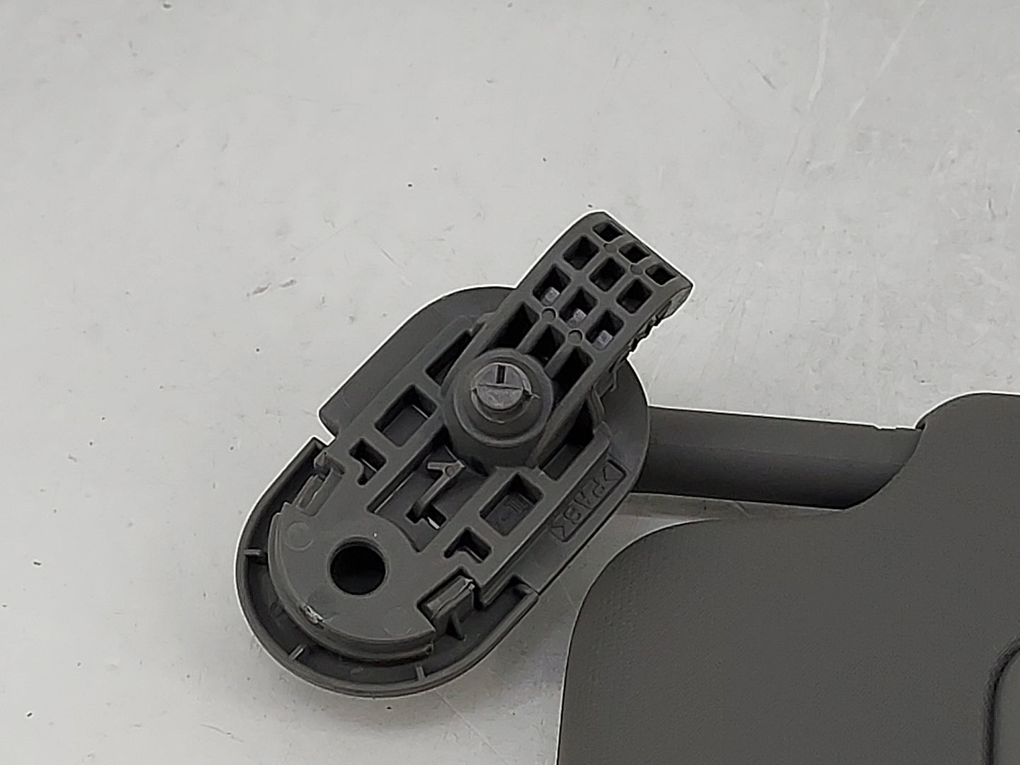 2024 Hyundai Elantra Sun Visor Shade Replacement Driver Left Mirror Fits OEM Used Auto Parts - Oemusedautoparts1.com