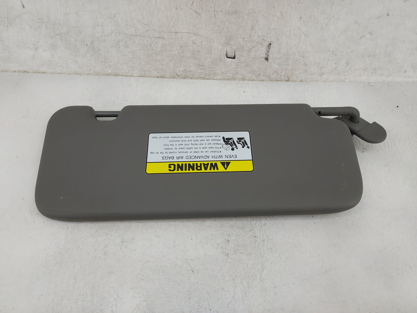 2024 Hyundai Elantra Sun Visor Shade Replacement Driver Left Mirror Fits OEM Used Auto Parts - Oemusedautoparts1.com
