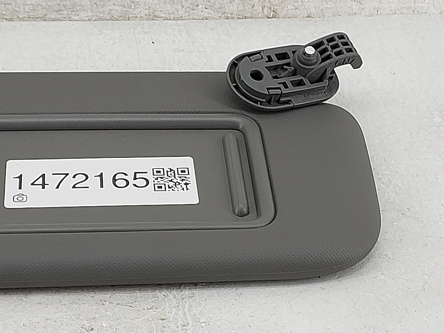 2024 Hyundai Elantra Sun Visor Shade Replacement Passenger Right Mirror Fits OEM Used Auto Parts - Oemusedautoparts1.com