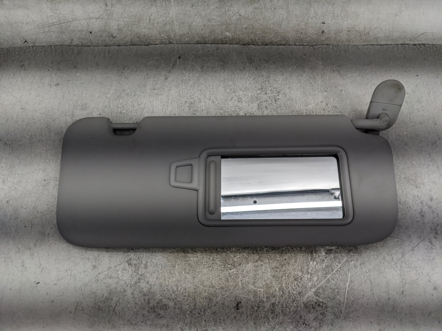 2024 Hyundai Elantra Sun Visor Shade Replacement Passenger Right Mirror Fits OEM Used Auto Parts - Oemusedautoparts1.com