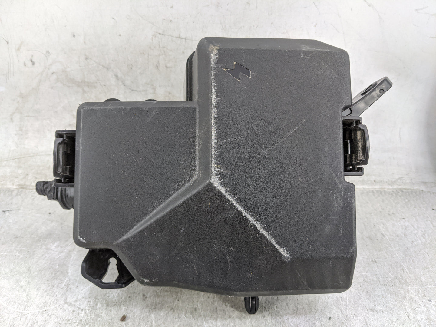 2024 Hyundai Elantra Fusebox Fuse Box Panel Relay Module P/N:91235AA500 0112A32U Fits OEM Used Auto Parts - Oemusedautoparts