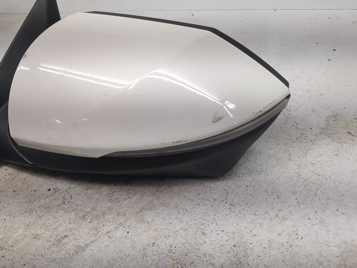 2024 Hyundai Elantra Driver Side View Mirror - Left Door Mirror OEM Used - Oemusedautoparts1.com