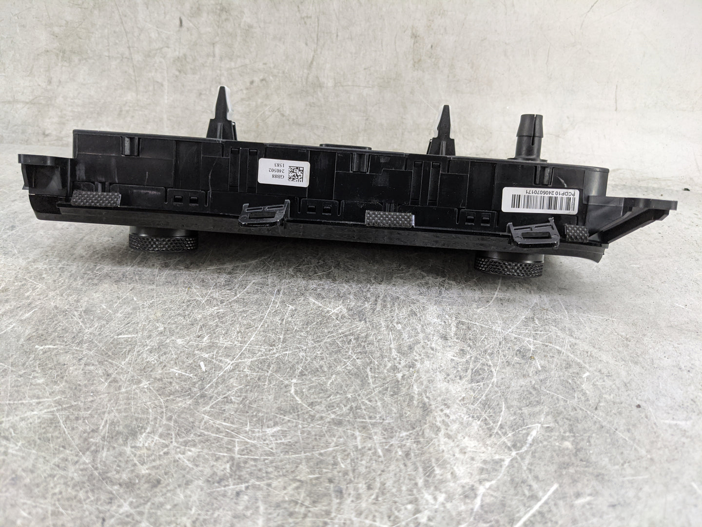 2024 Hyundai Elantra Climate Control Module Temperature AC/Heater Replacement P/N:97250-AAIB0UAV Fits OEM Used Auto Parts - 
