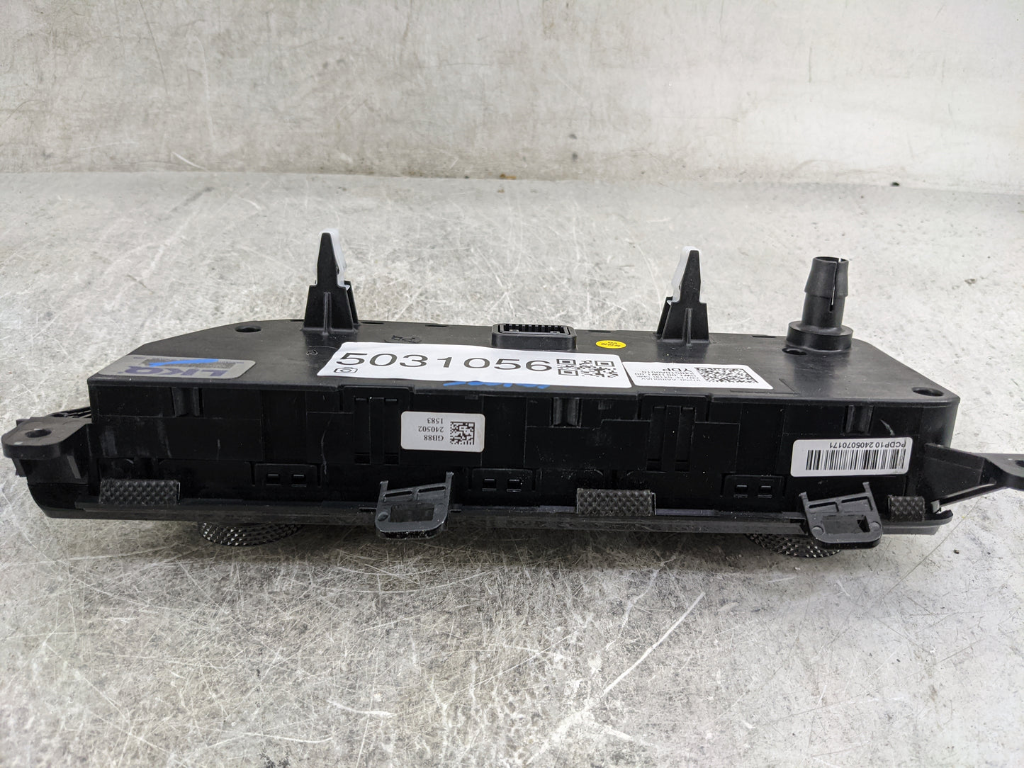 2024 Hyundai Elantra Climate Control Module Temperature AC/Heater Replacement P/N:97250-AAIB0UAV Fits OEM Used Auto Parts - 