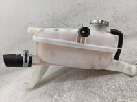 2021 Hyundai Elantra Radiator Coolant Overflow Expansion Tank Bottle - Oemusedautoparts1.com