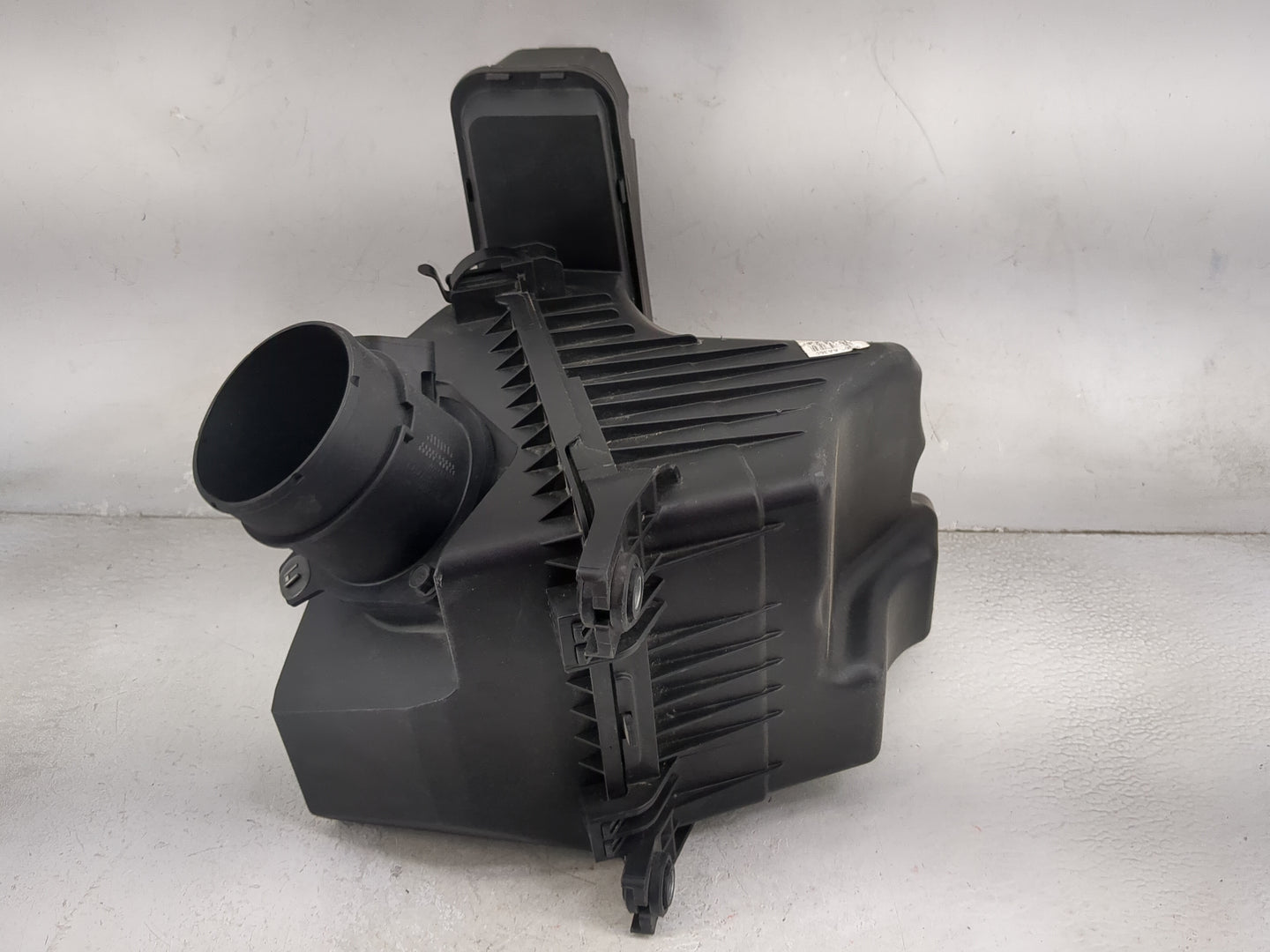 2024 Hyundai Elantra Air Cleaner Intake-duct Hose Tube - Oemusedautoparts1.com