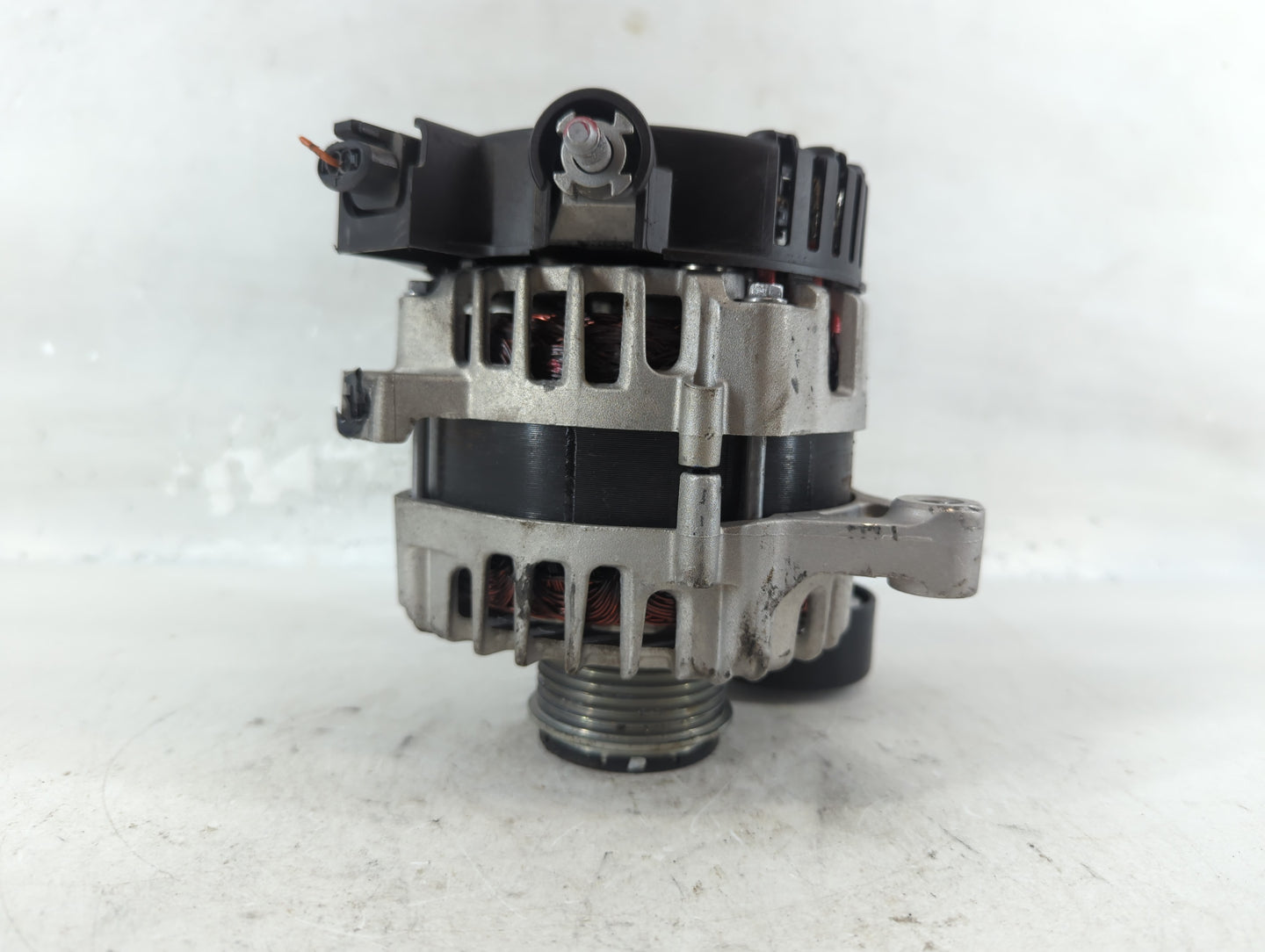 2024 Hyundai Elantra Alternator Replacement Generator Charging Assembly Engine OEM P/N:37300-2J355 Fits OEM Used Auto Parts 