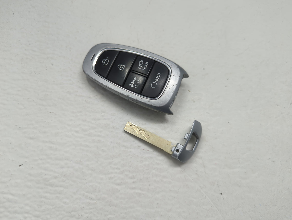 Hyundai Ioniq5 Keyless Entry Remote Fob CQOFN01200 5 buttons - Oemusedautoparts1.com