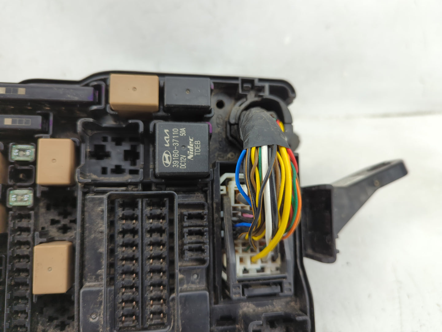 2024 Hyundai Ioniq5 Fusebox Fuse Box Panel Relay Module P/N:91211-G1781CA Fits OEM Used Auto Parts - Oemusedautoparts1.com