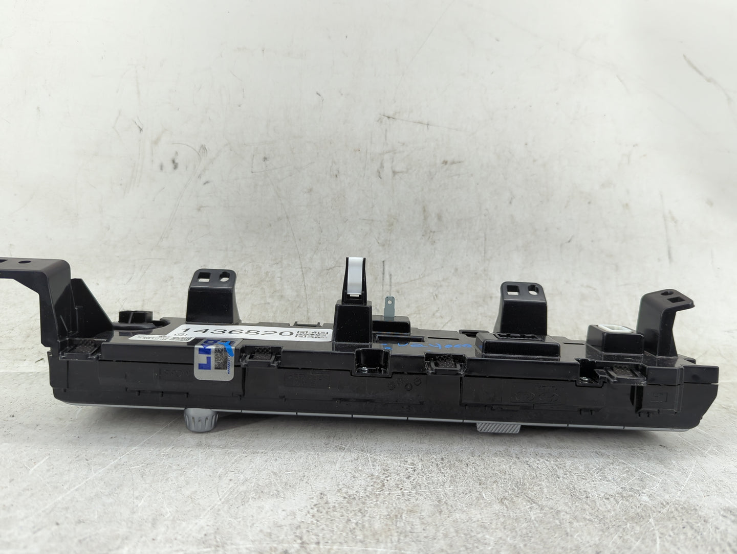 2024 Hyundai Ioniq5 Climate Control Module Temperature AC/Heater Replacement P/N:96540-GI320LS5 Fits OEM Used Auto Parts - O