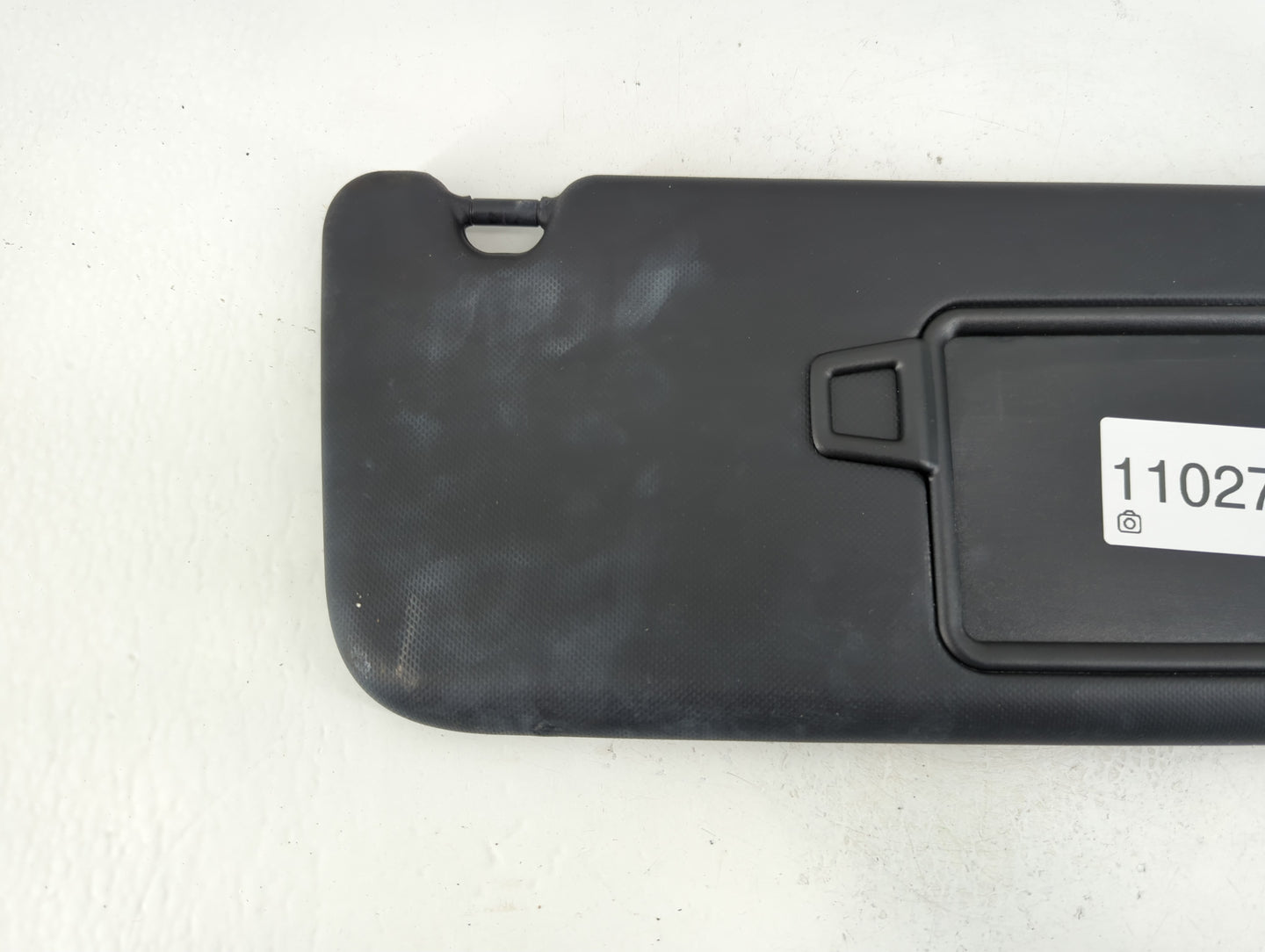 2024 Hyundai Kona Sun Visor Shade Replacement Passenger Right Mirror Fits OEM Used Auto Parts - Oemusedautoparts1.com