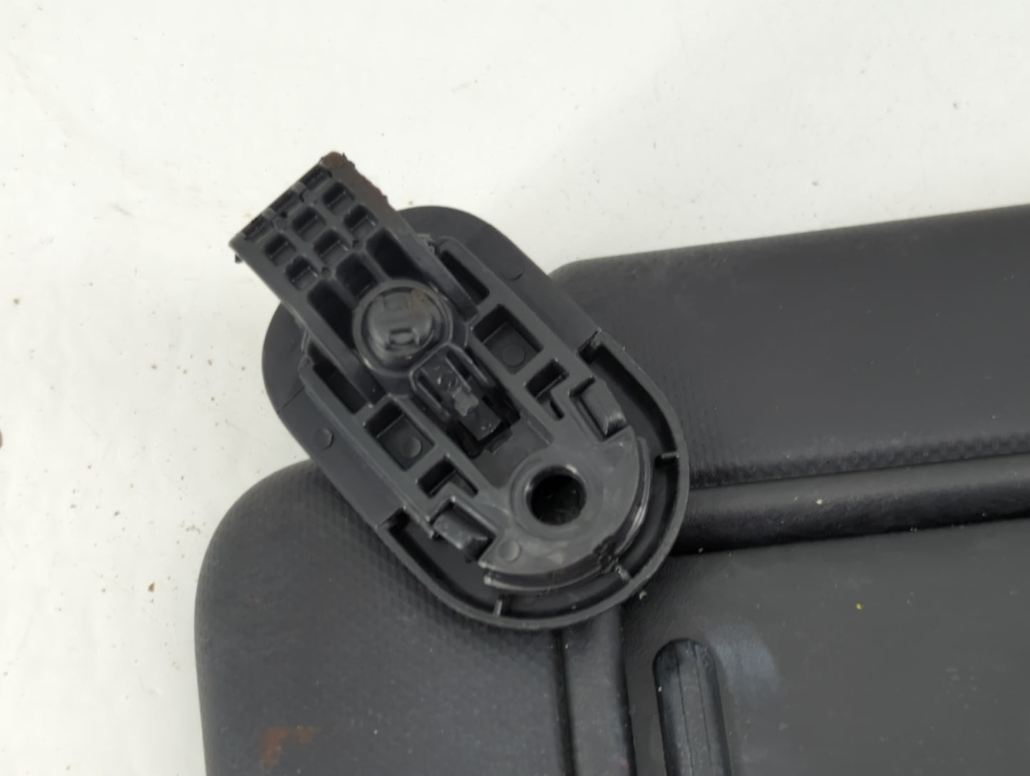 2024 Hyundai Kona Sun Visor Shade Replacement Driver Left Mirror Fits OEM Used Auto Parts - Oemusedautoparts1.com