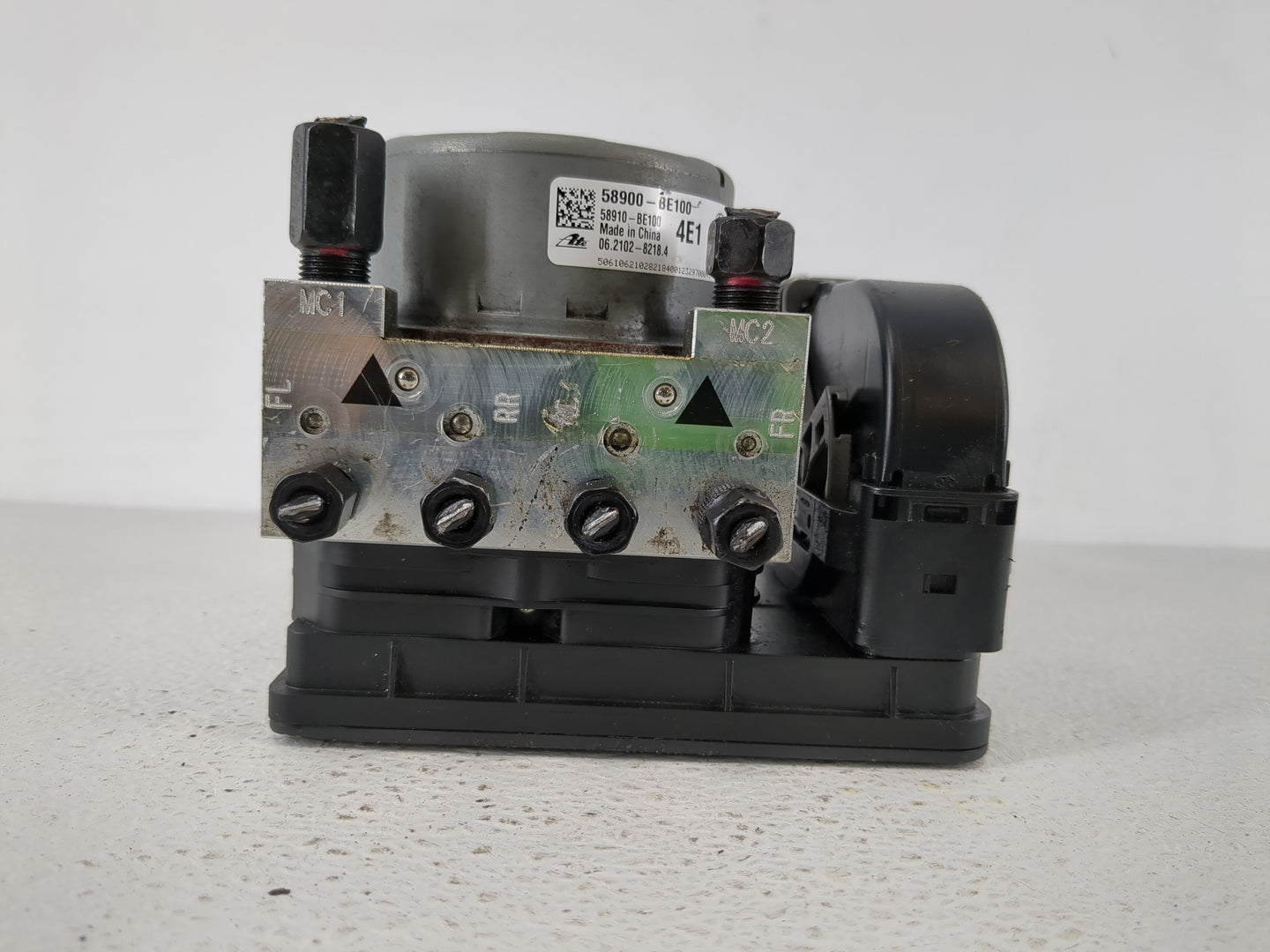 2024 Hyundai Kona ABS Pump Control Module Replacement P/N:58900-BE100 Fits OEM Used Auto Parts - Oemusedautoparts1.com