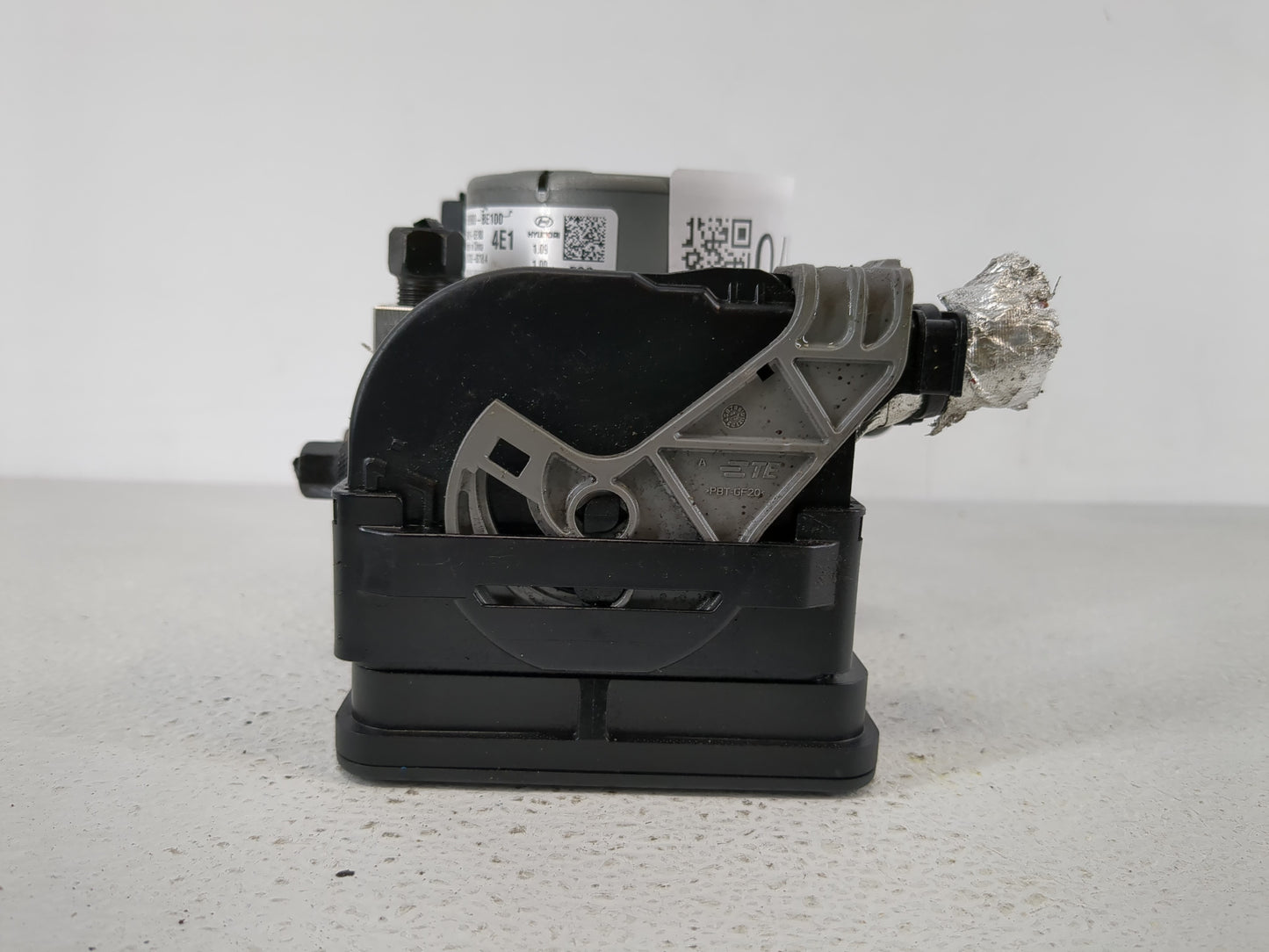 2024 Hyundai Kona ABS Pump Control Module Replacement P/N:58900-BE100 Fits OEM Used Auto Parts - Oemusedautoparts1.com