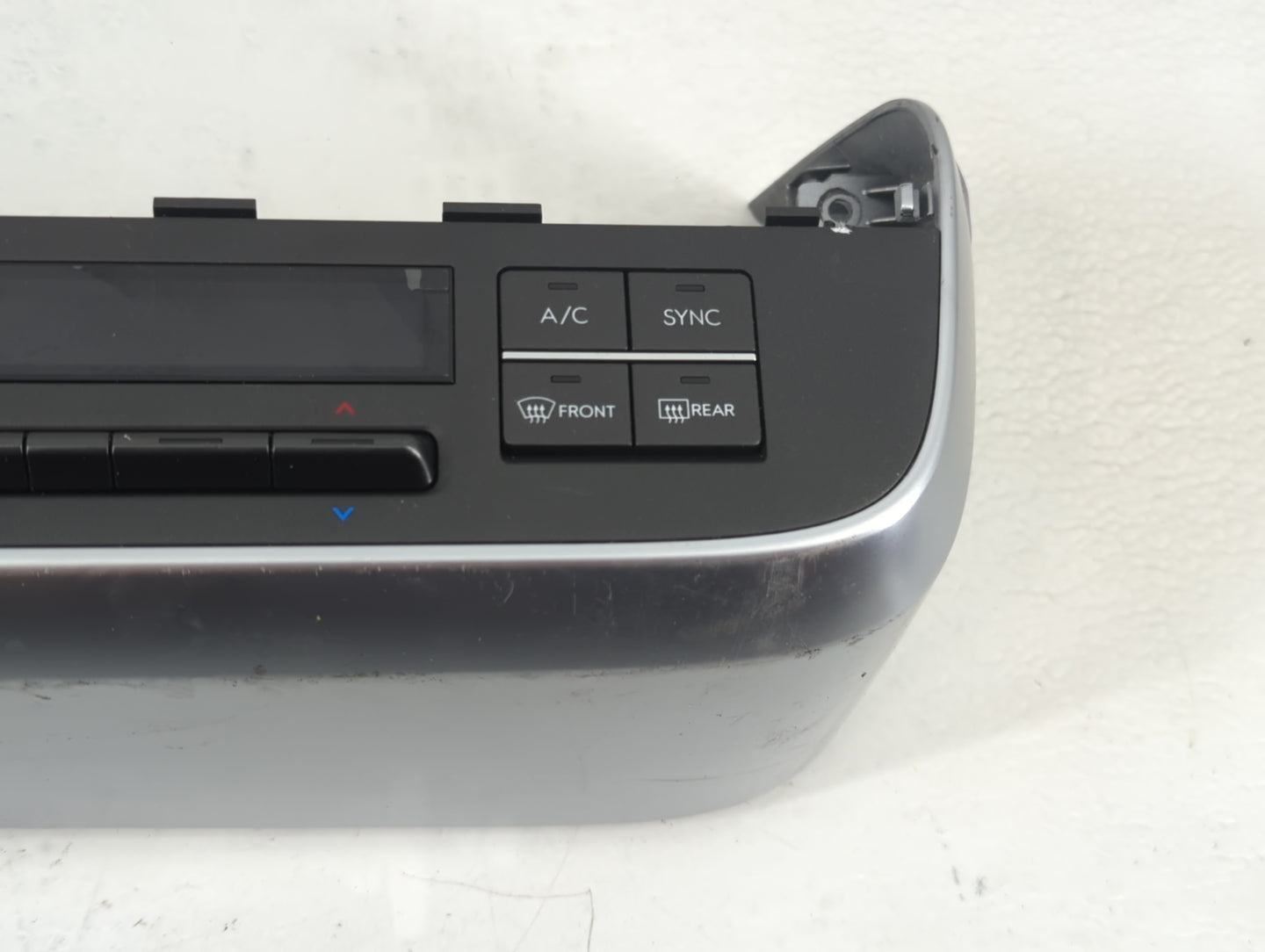 2024 Hyundai Kona Climate Control Module Temperature AC/Heater Replacement P/N:97250-BE430 Fits OEM Used Auto Parts - Oemuse