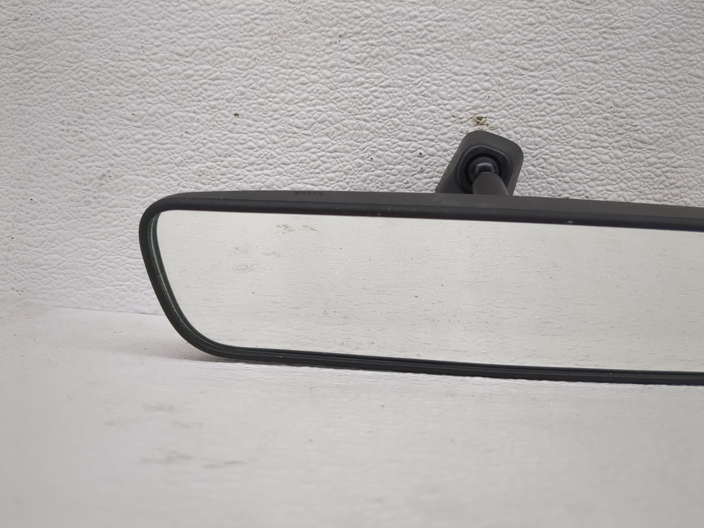 2024 Hyundai Kona Interior Rear View Mirror Replacement OEM P/N:E13049896 Fits OEM Used Auto Parts - Oemusedautoparts1.com