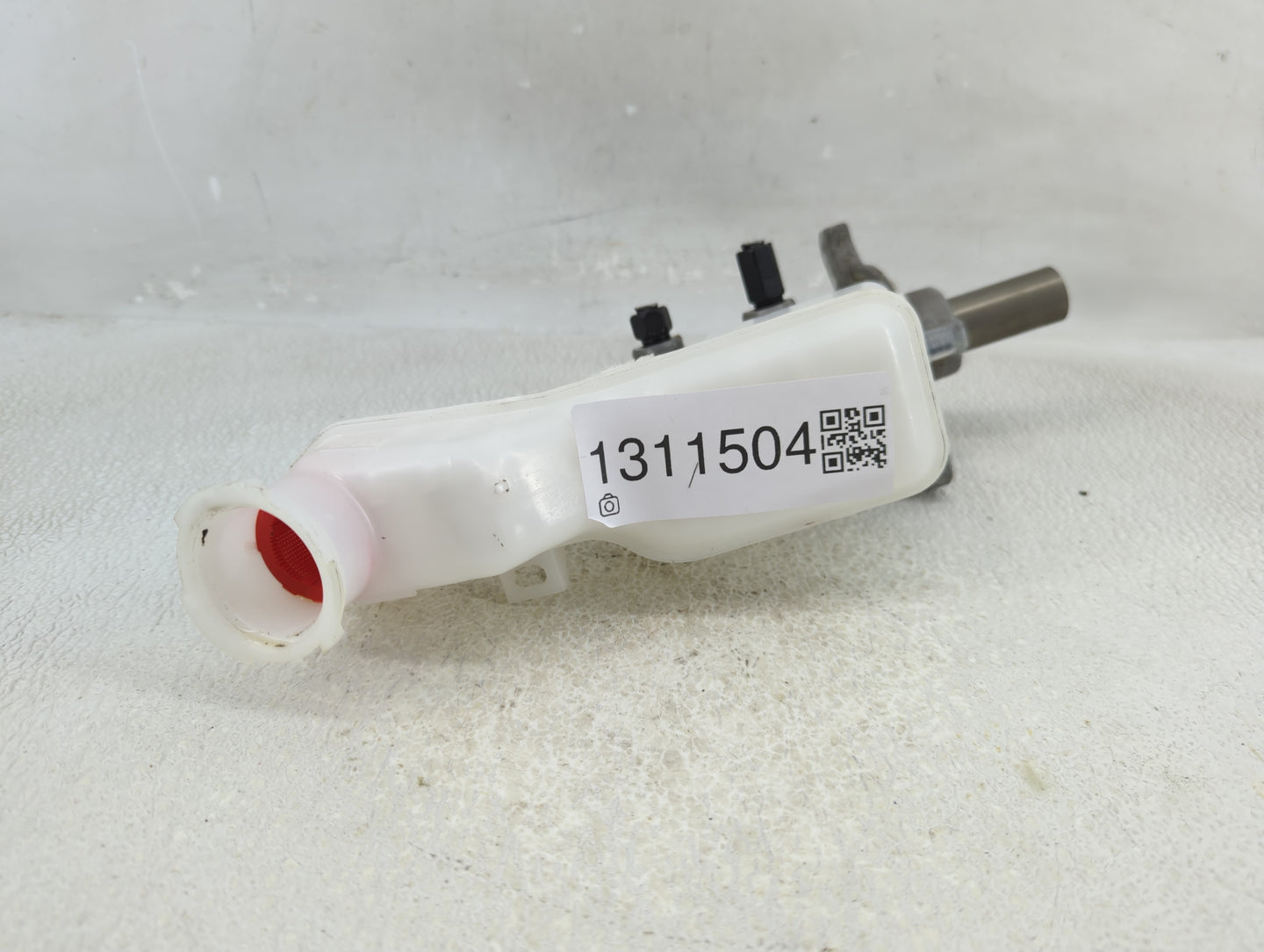 2024 Hyundai Kona Brake Master Cylinder - Oemusedautoparts1.com