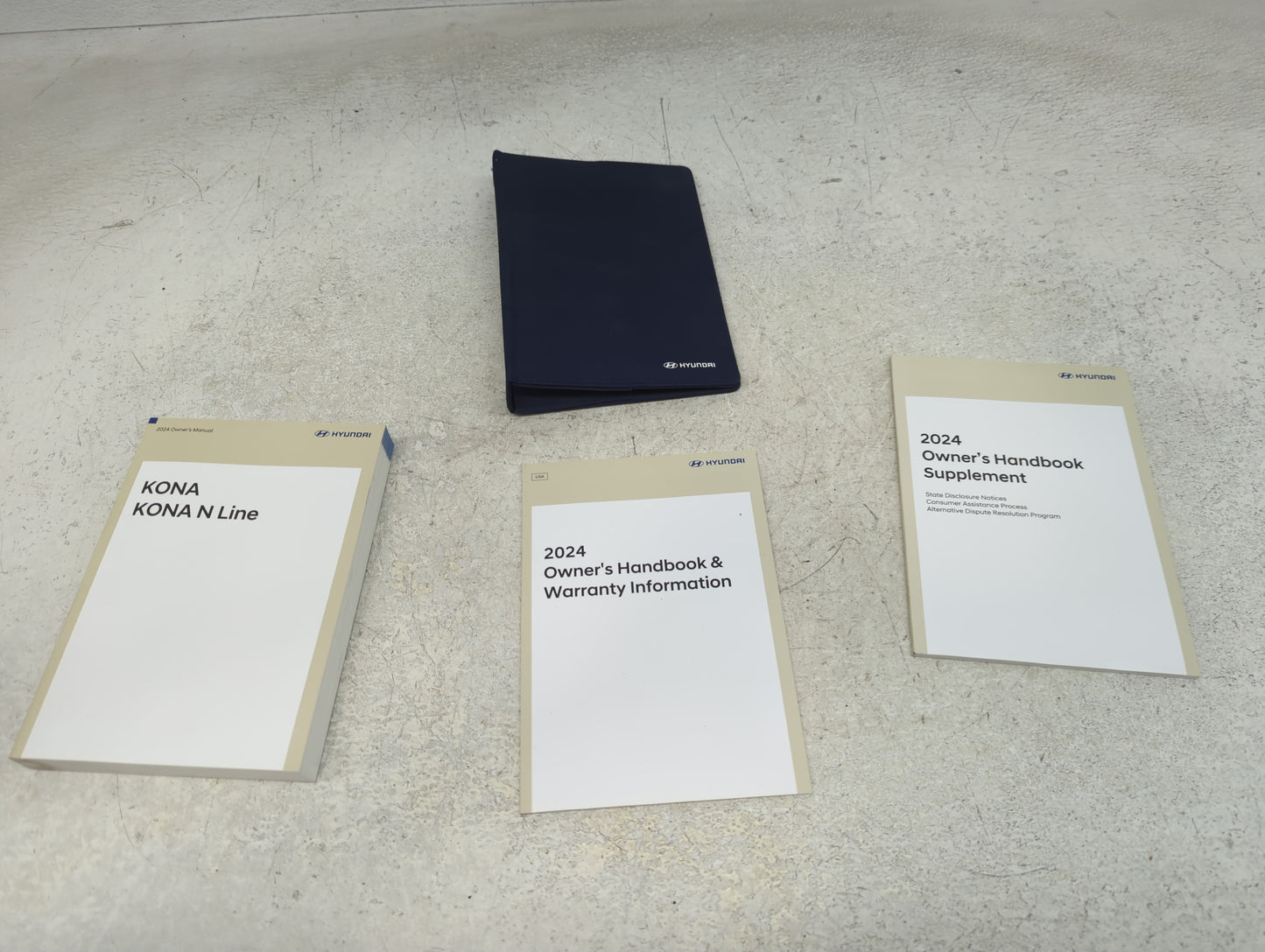 2024 Hyundai Kona Owners Manual Book Guide P/N:R1EO-EU3O1 OEM Used Auto Parts - Oemusedautoparts1.com
