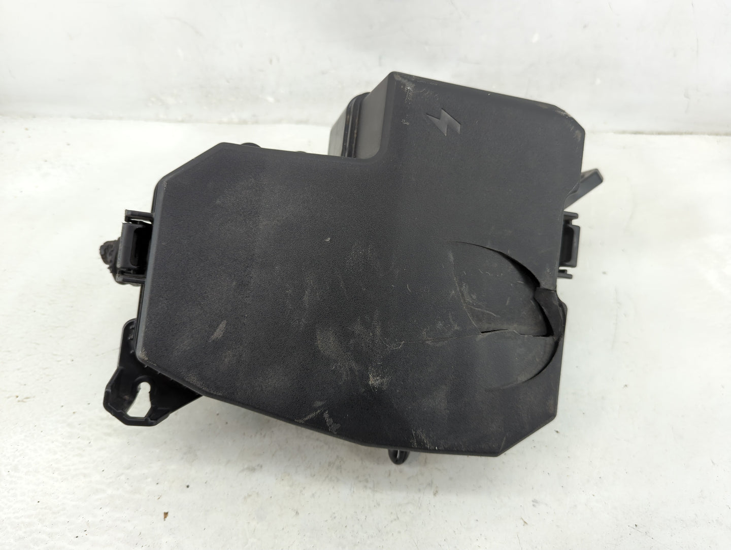 2024 Hyundai Kona Fusebox Fuse Box Panel Relay Module P/N:91956-BE020 Fits OEM Used Auto Parts - Oemusedautoparts1.com